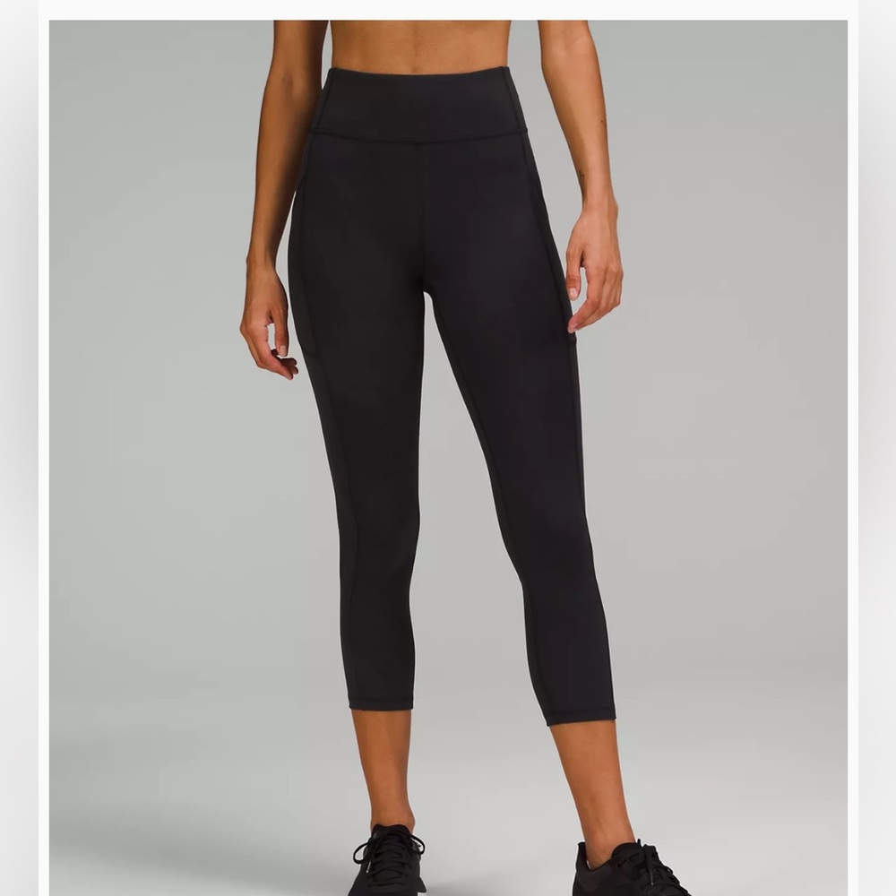 Lululemon brand new with tag size 6 23 in invigorate leggings